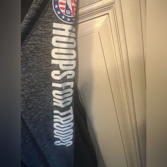 Minnesota Timberwolves Fanatics Branded Hoops For Troops T-Shirt - Navy XL Long - Picture 5 of 7